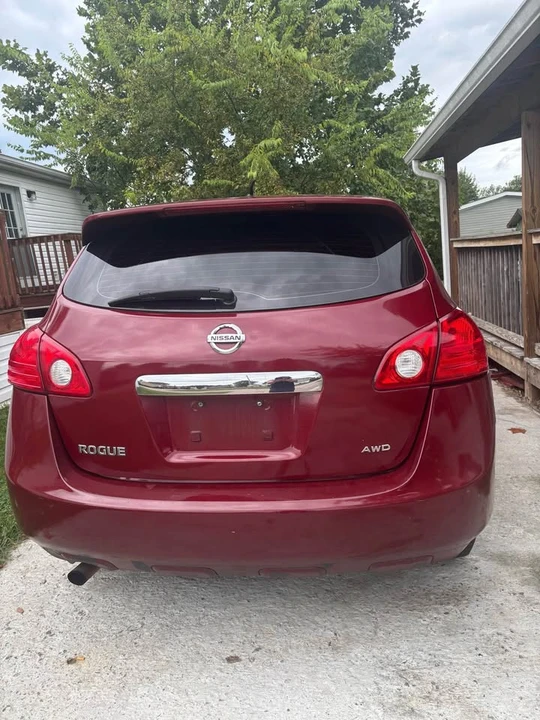 2012 Nissan Rogue - Image 7 of 8