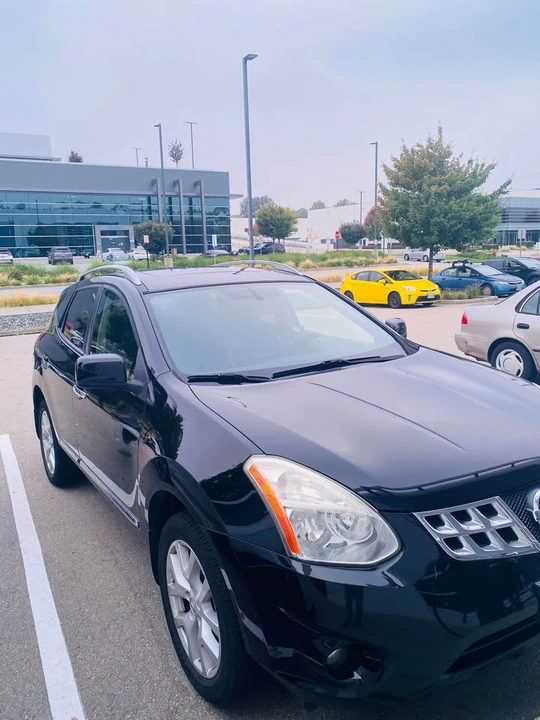 2012 Nissan Rogue - Image 3 of 9