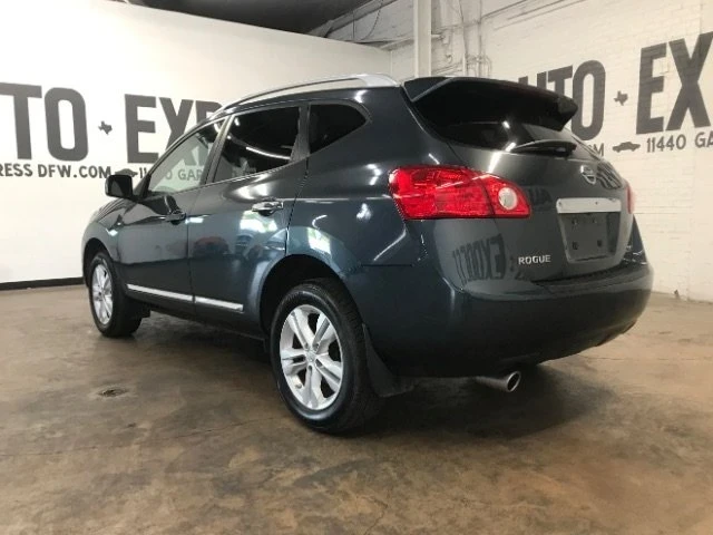 2012 Nissan Rogue - Image 3 of 5