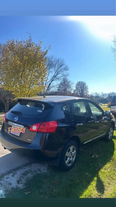 2012 Nissan Rogue - Image 2 of 6