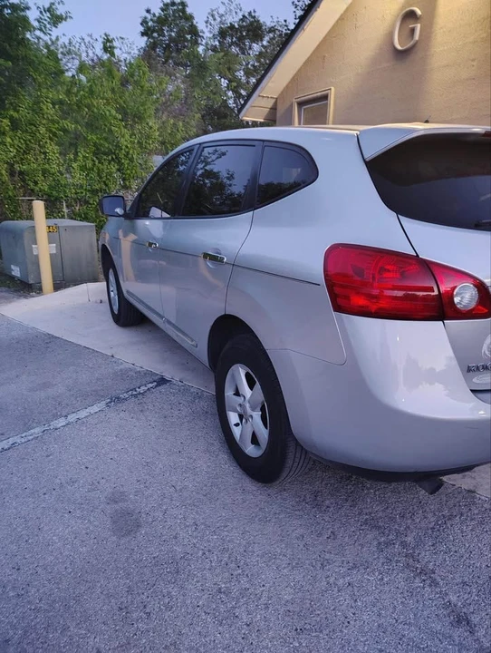 2012 Nissan Rogue - Image 3 of 9