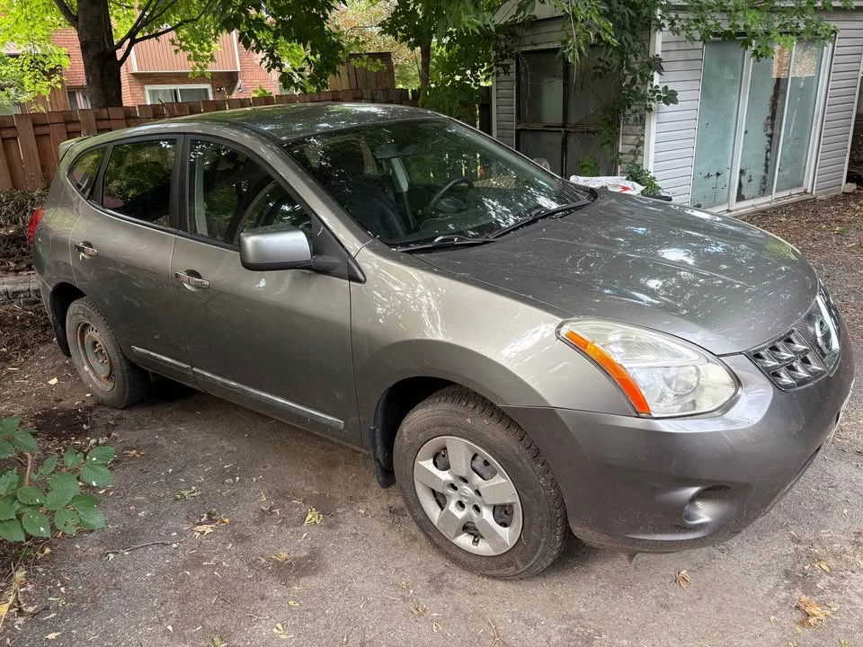 2012 Nissan Rogue - Image 5 of 9