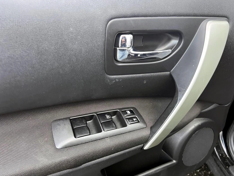 2012 Nissan Rogue - Image 15 of 21