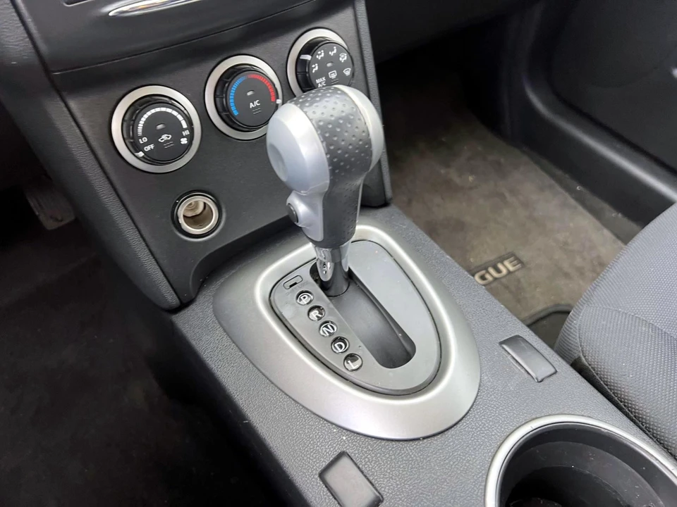 2012 Nissan Rogue - Image 17 of 21
