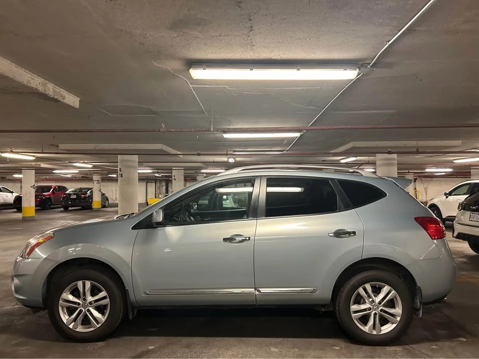 2012 Nissan Rogue - Image 2 of 5