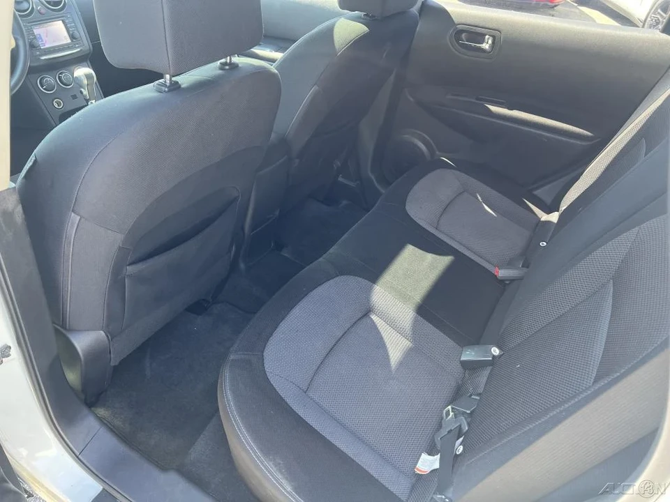 2012 Nissan Rogue - Image 12 of 12