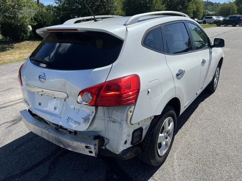 2012 Nissan Rogue - Image 8 of 12