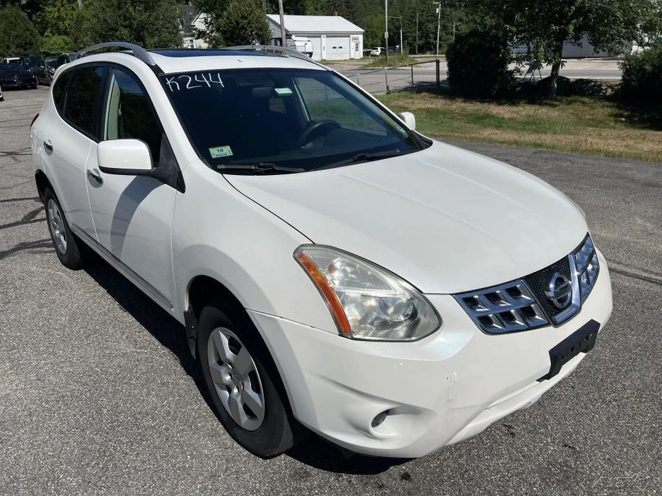 2012 Nissan Rogue - Image 9 of 12