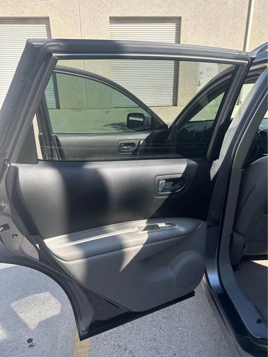 2012 Nissan Rogue - Image 11 of 20