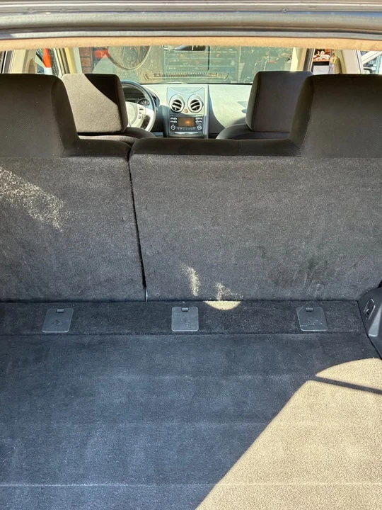 2012 Nissan Rogue - Image 7 of 11