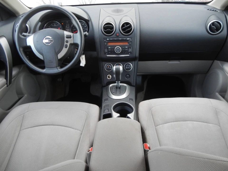2012 Nissan Rogue - Image 2 of 21