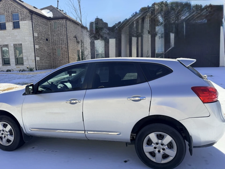 2012 Nissan Rogue - Image 3 of 6