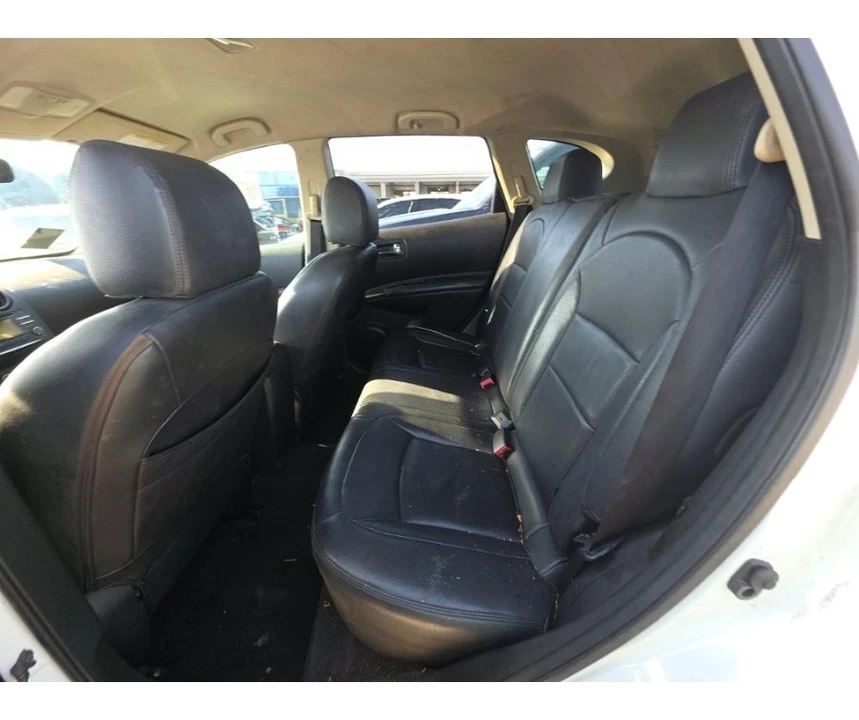 2012 Nissan Rogue - Image 10 of 12