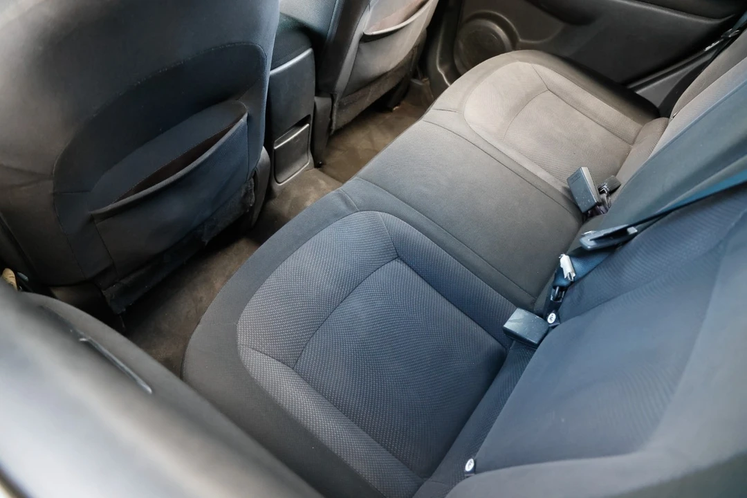 2012 Nissan Rogue - Image 10 of 12