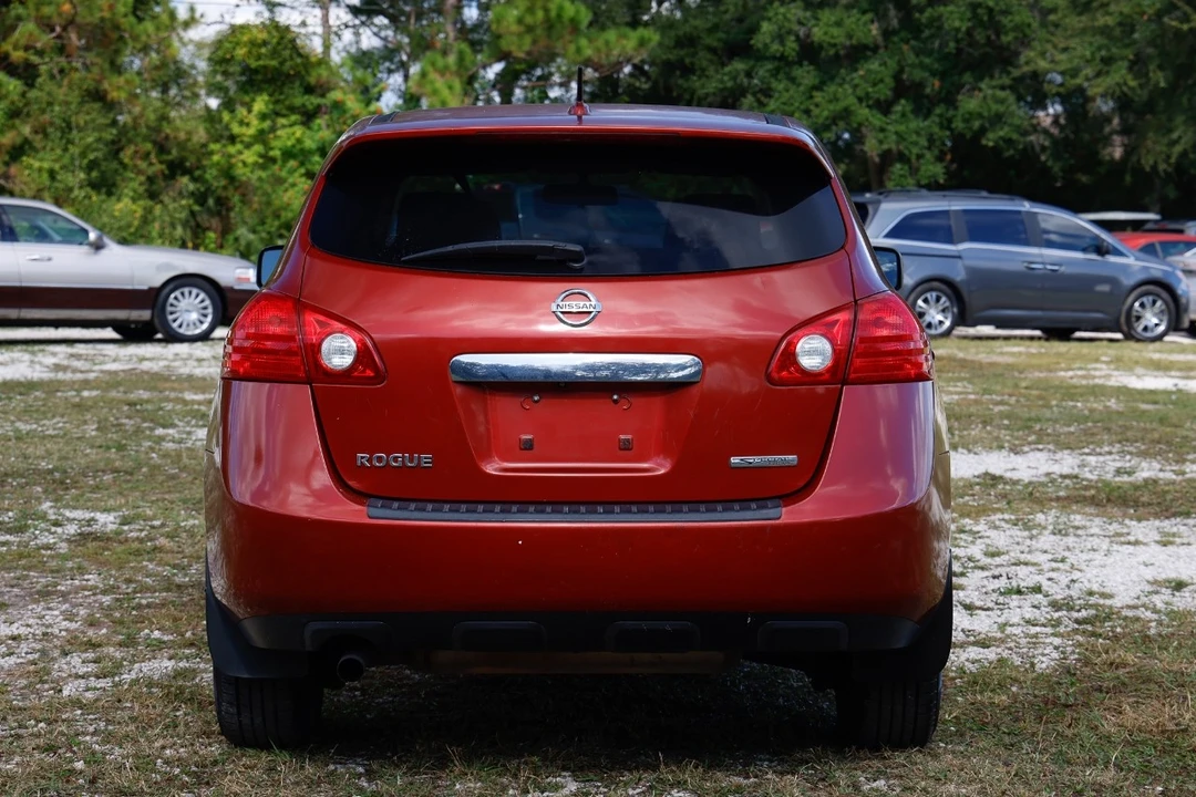 2012 Nissan Rogue - Image 7 of 12