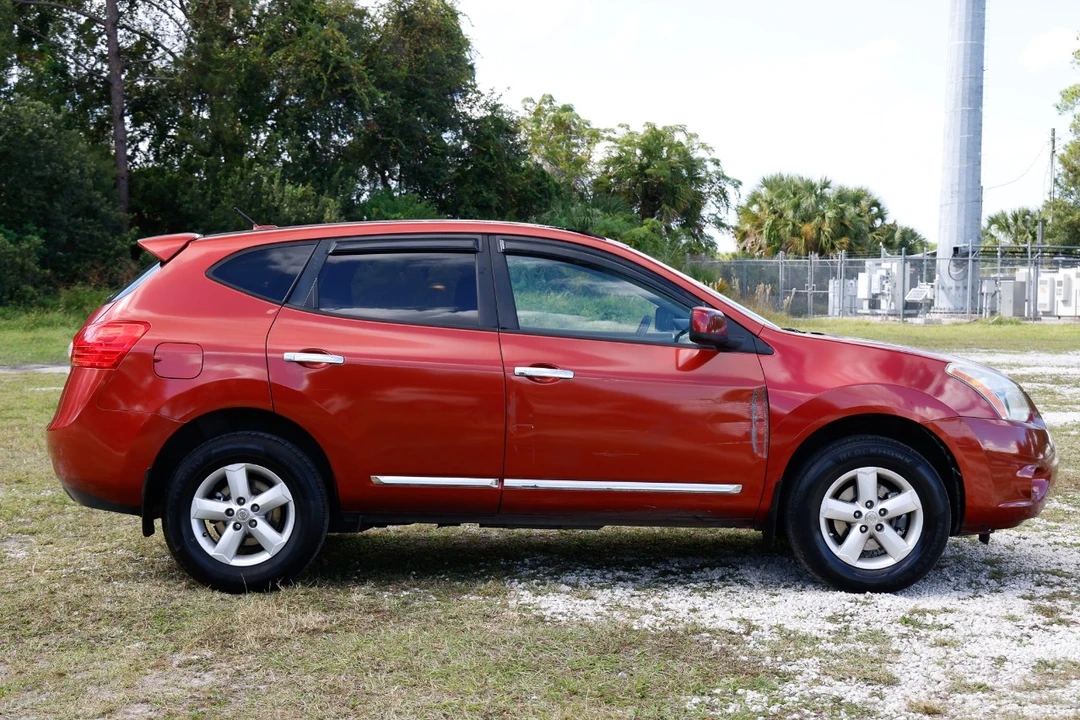 2012 Nissan Rogue - Image 11 of 12