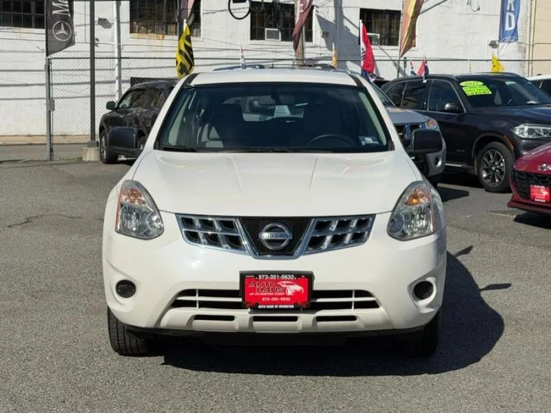 2012 Nissan Rogue - Image 2 of 12