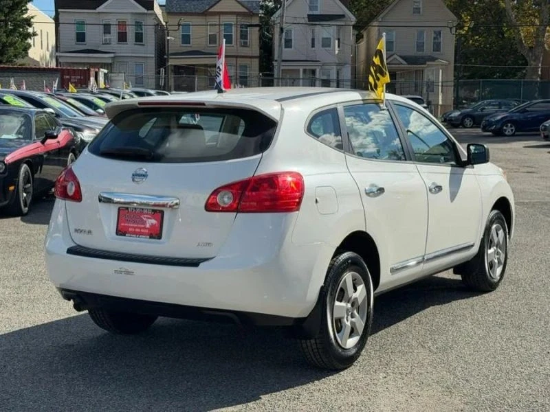 2012 Nissan Rogue - Image 4 of 12