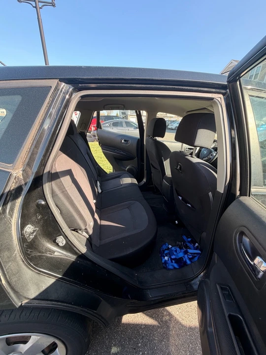 2012 Nissan Rogue - Image 11 of 12