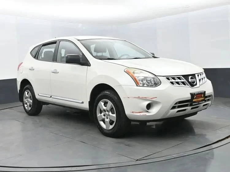 2012 Nissan Rogue - Image 2 of 12