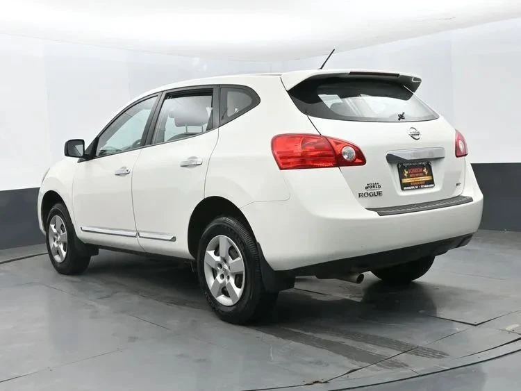 2012 Nissan Rogue - Image 9 of 12