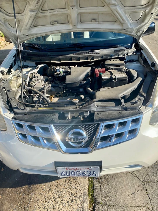 2012 Nissan Rogue - Image 16 of 19