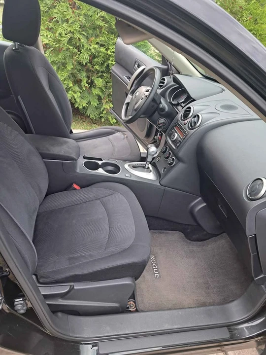 2012 Nissan Rogue - Image 8 of 20