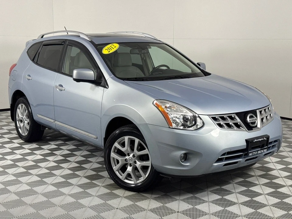2012 Nissan Rogue - Image 2 of 12