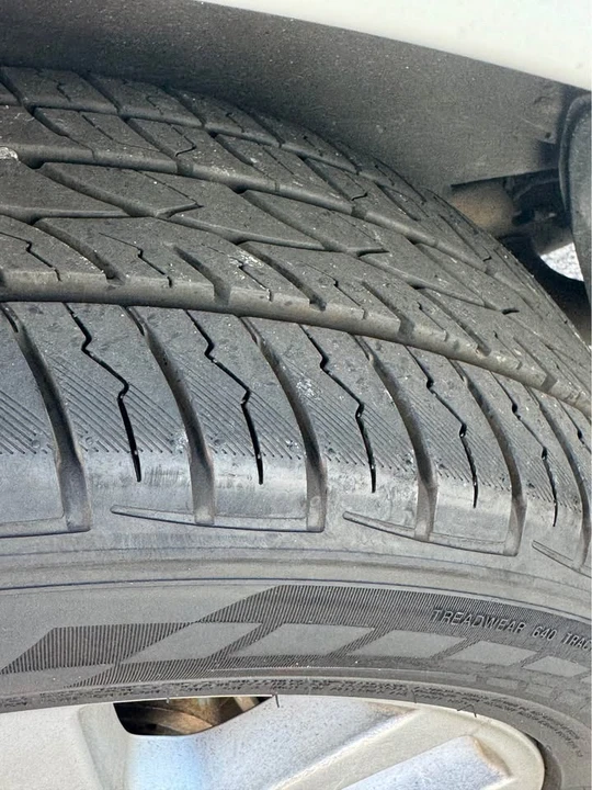 2012 Nissan Rogue - Image 11 of 12