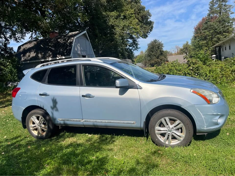 2012 Nissan Rogue - Image 3 of 7