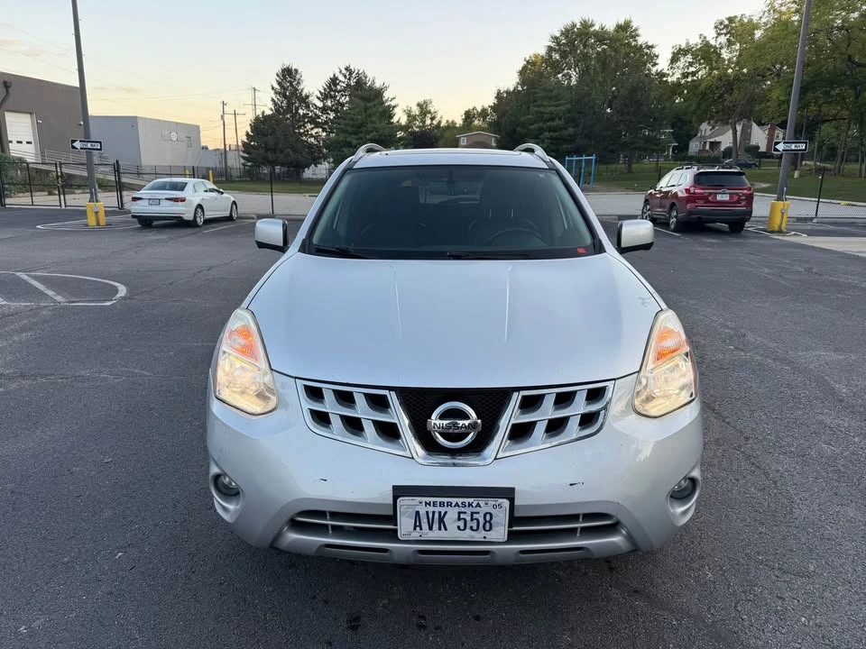 2012 Nissan Rogue - Image 2 of 15