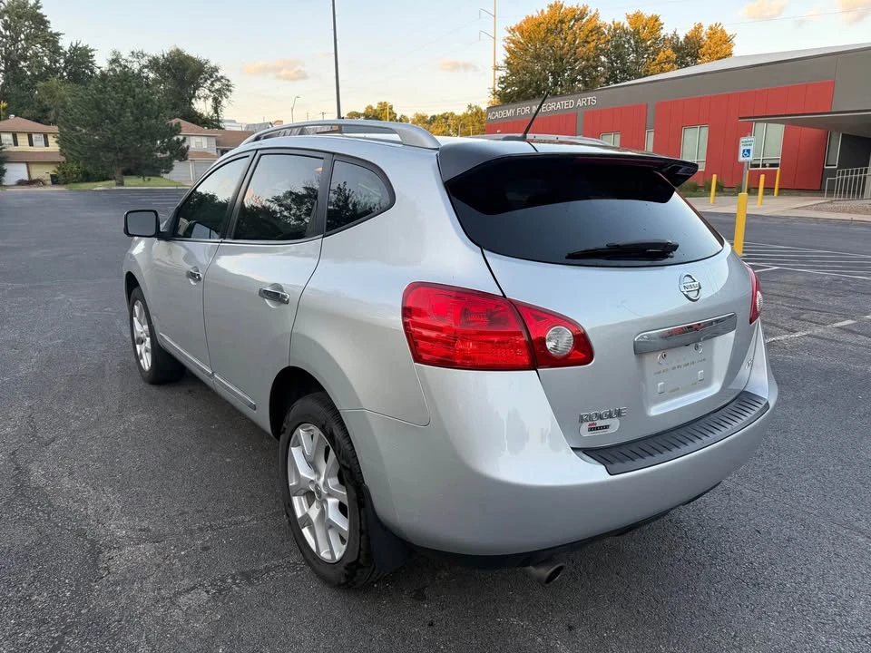 2012 Nissan Rogue - Image 6 of 15