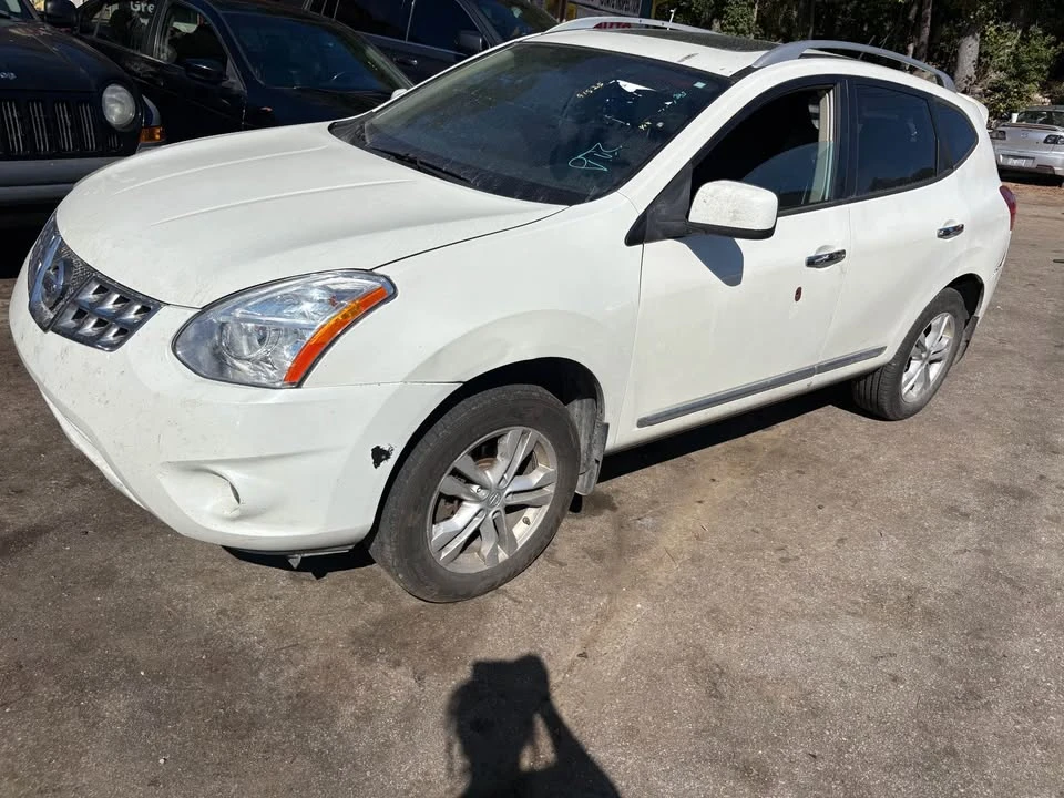 2012 Nissan Rogue - Image 5 of 12