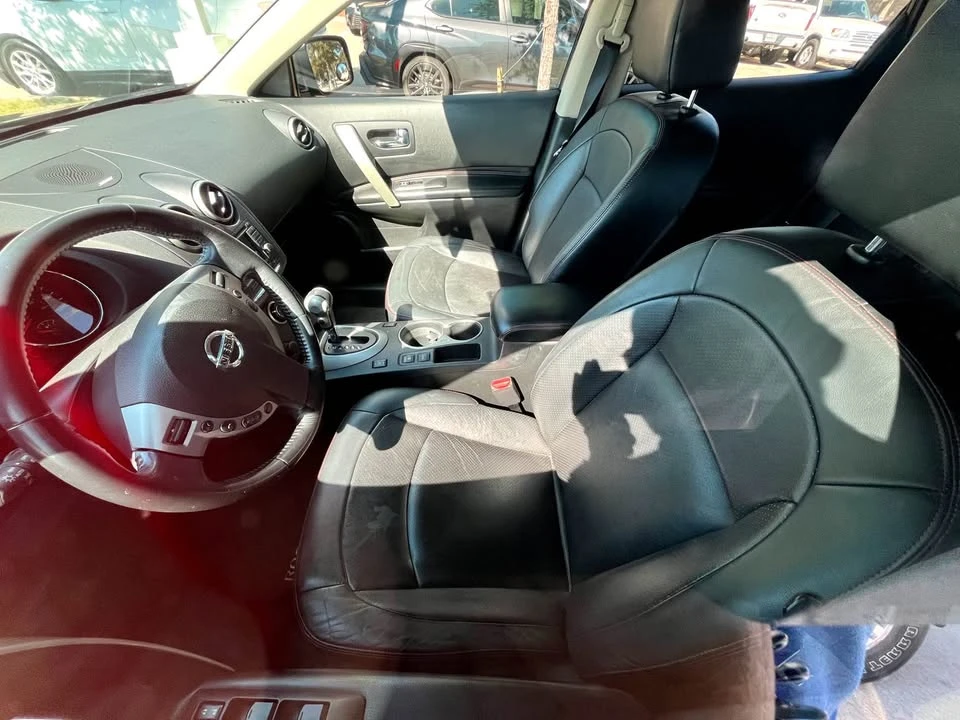 2012 Nissan Rogue - Image 3 of 3