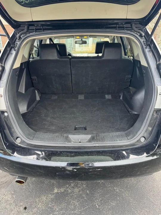 2012 Nissan Rogue - Image 8 of 12