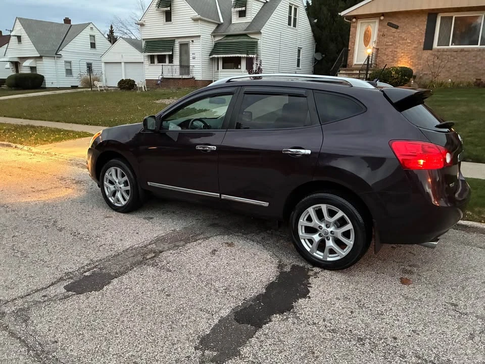 2012 Nissan Rogue - Image 4 of 7