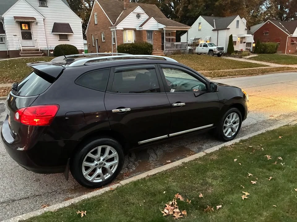 2012 Nissan Rogue - Image 3 of 7
