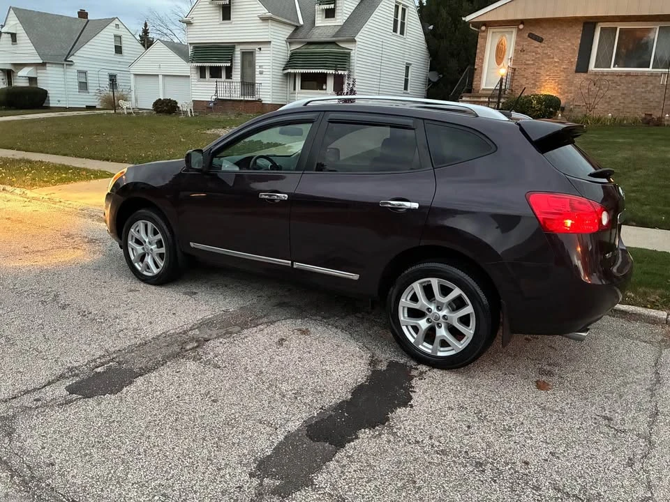 2012 Nissan Rogue - Image 5 of 7