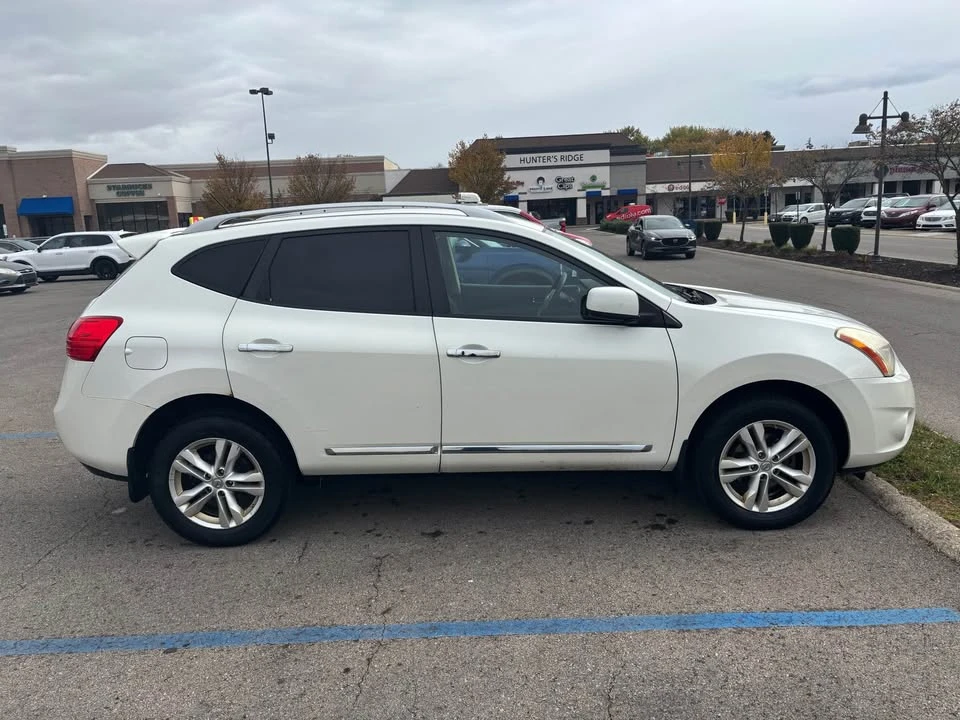 2012 Nissan Rogue - Image 3 of 7