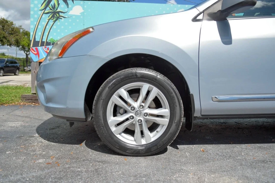 2012 Nissan Rogue - Image 8 of 12