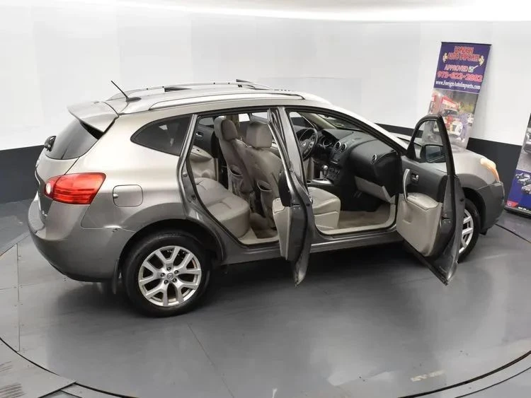 2012 Nissan Rogue - Image 6 of 12