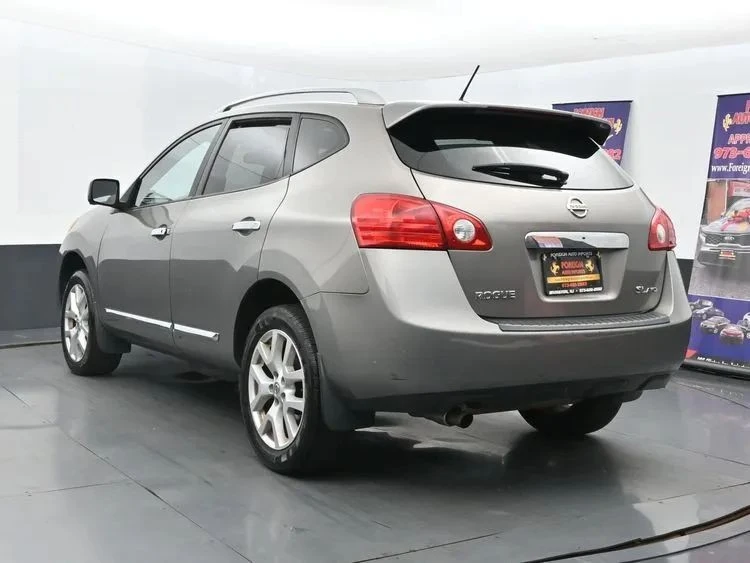 2012 Nissan Rogue - Image 9 of 12
