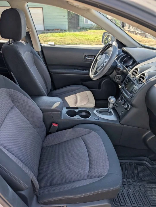2012 Nissan Rogue - Image 5 of 7