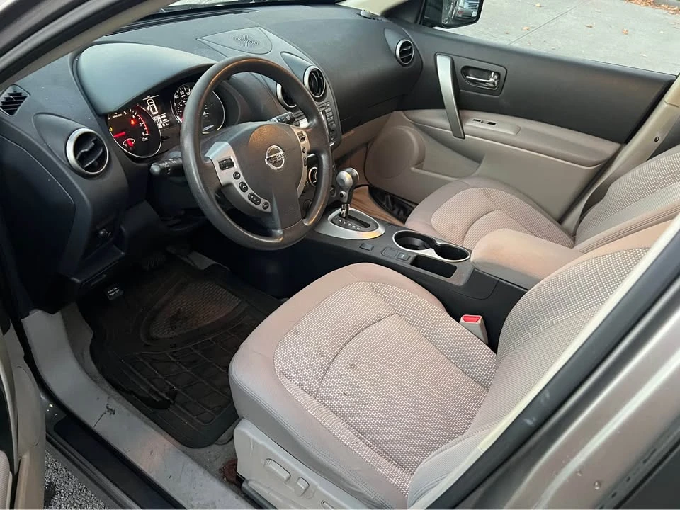 2012 Nissan Rogue - Image 10 of 20
