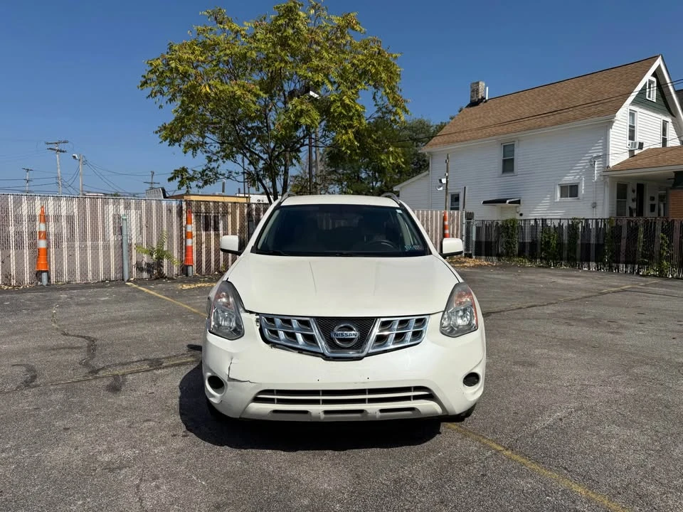 2012 Nissan Rogue - Image 8 of 19