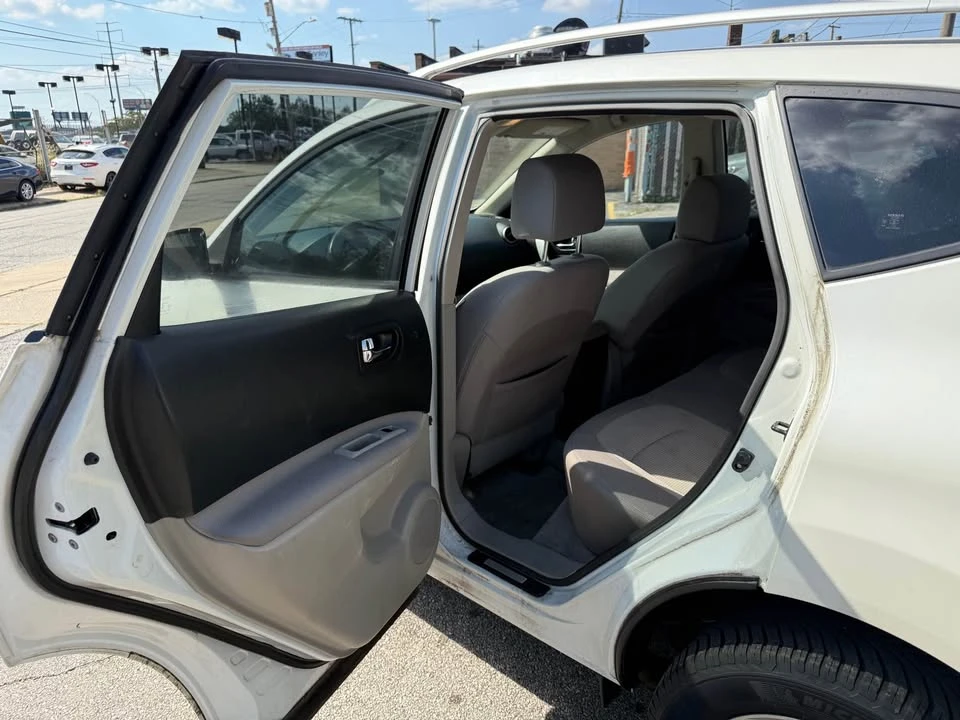 2012 Nissan Rogue - Image 14 of 19