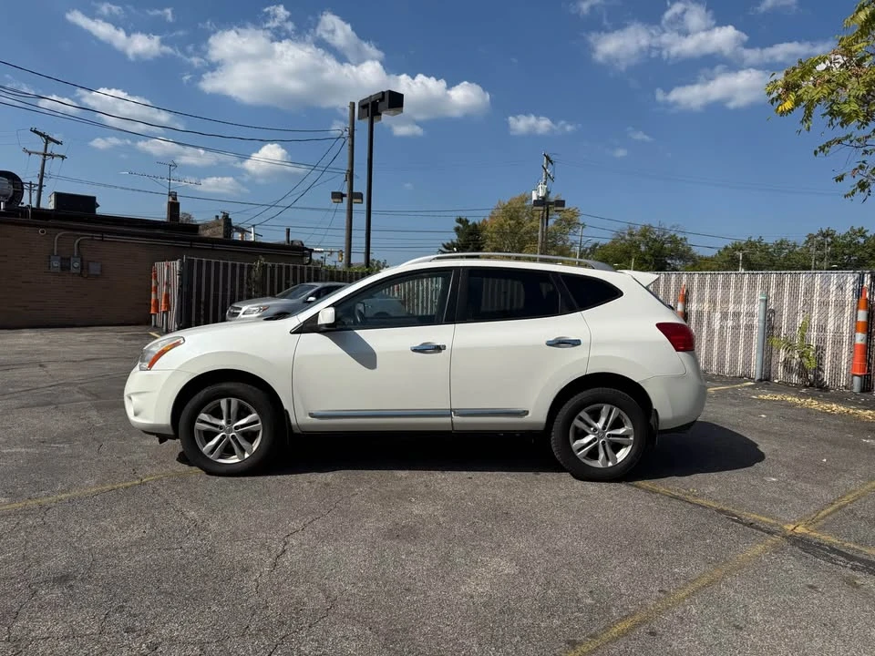 2012 Nissan Rogue - Image 2 of 19