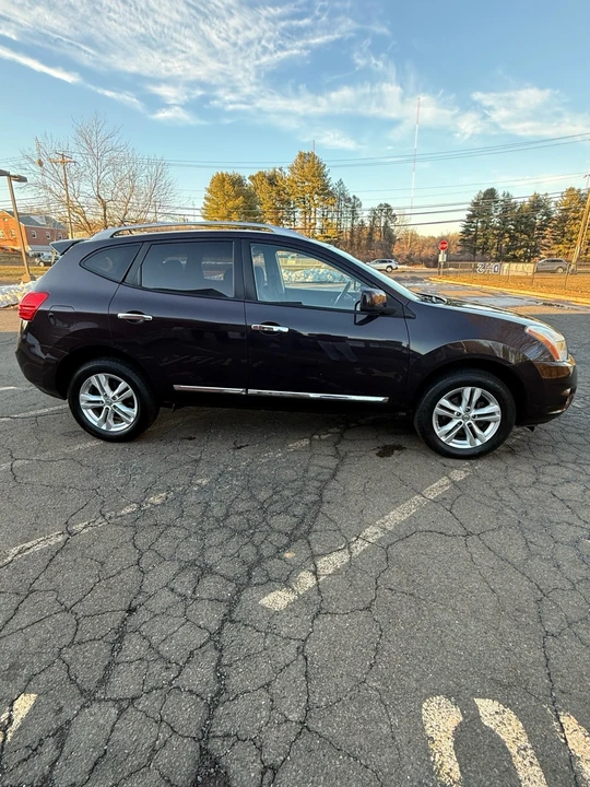 2012 Nissan Rogue - Image 5 of 15