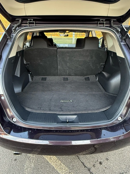 2012 Nissan Rogue - Image 12 of 15