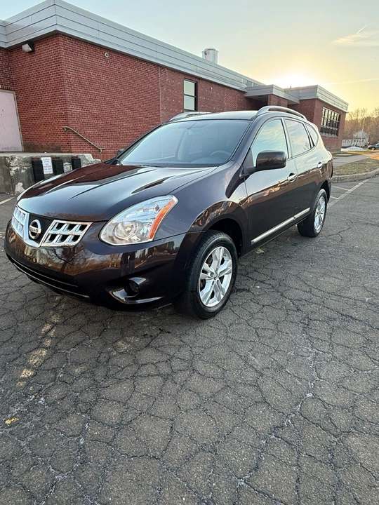 2012 Nissan Rogue - Image 2 of 15